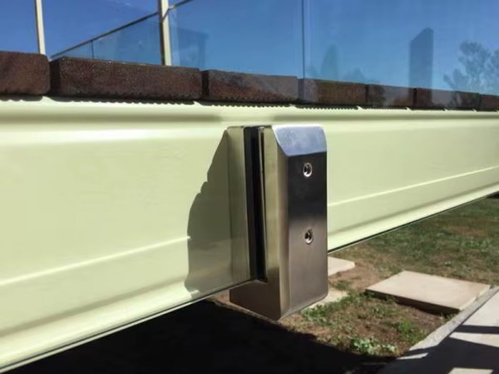 Pince à verre latérale réglable 2205 – Spigot pour clôture de piscine, garde-corps de terrasse et balustrade, finition miroir, pour escaliers et decks extérieurs