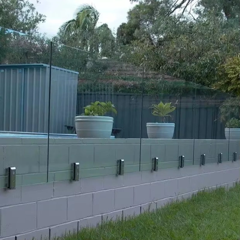 Pince à verre latérale réglable 2205 – Spigot pour clôture de piscine, garde-corps de terrasse et balustrade, finition miroir, pour escaliers et decks extérieurs